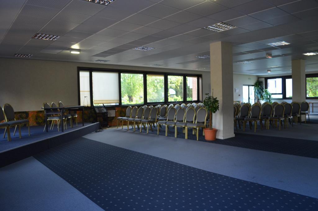 Kyriad Direct Montauban Centre Exterior foto